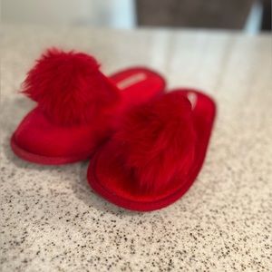 Victoria Secret’s Red Slippers Size: M